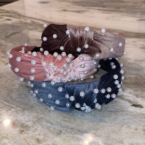 Set of 3 velvet headbands with pearl